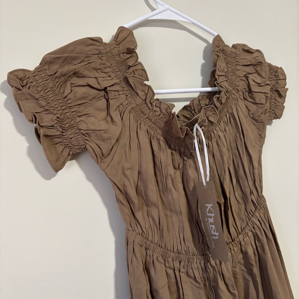 Khush Astra NWT Women's tiered dress brown small smocked sleeves - Picture 2 of 7